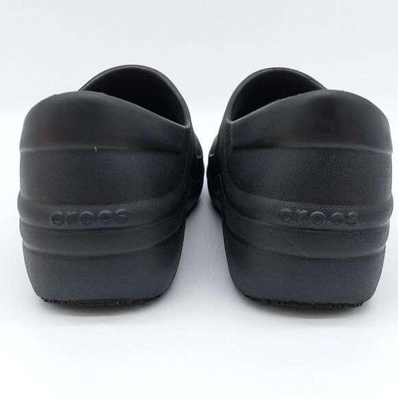 Crocs On the Clock Slip Resistant Clog Women's Sz 9 Black Slip On Dual Comfort - Picture 4 of 11